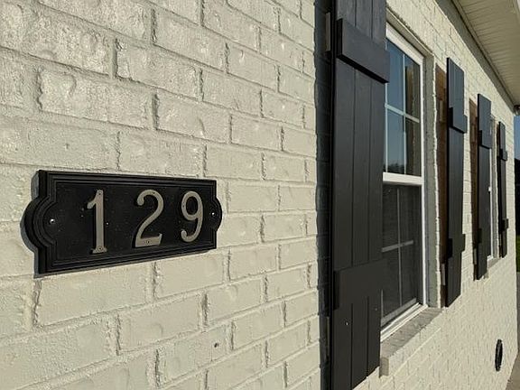 3rd image of 129 Fern Ln
