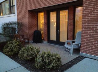 2065 N Kedzie Ave APT 111, Chicago, IL