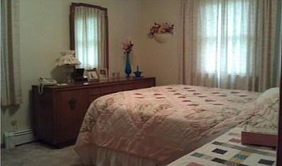 5th image of 22 Sunset Ln