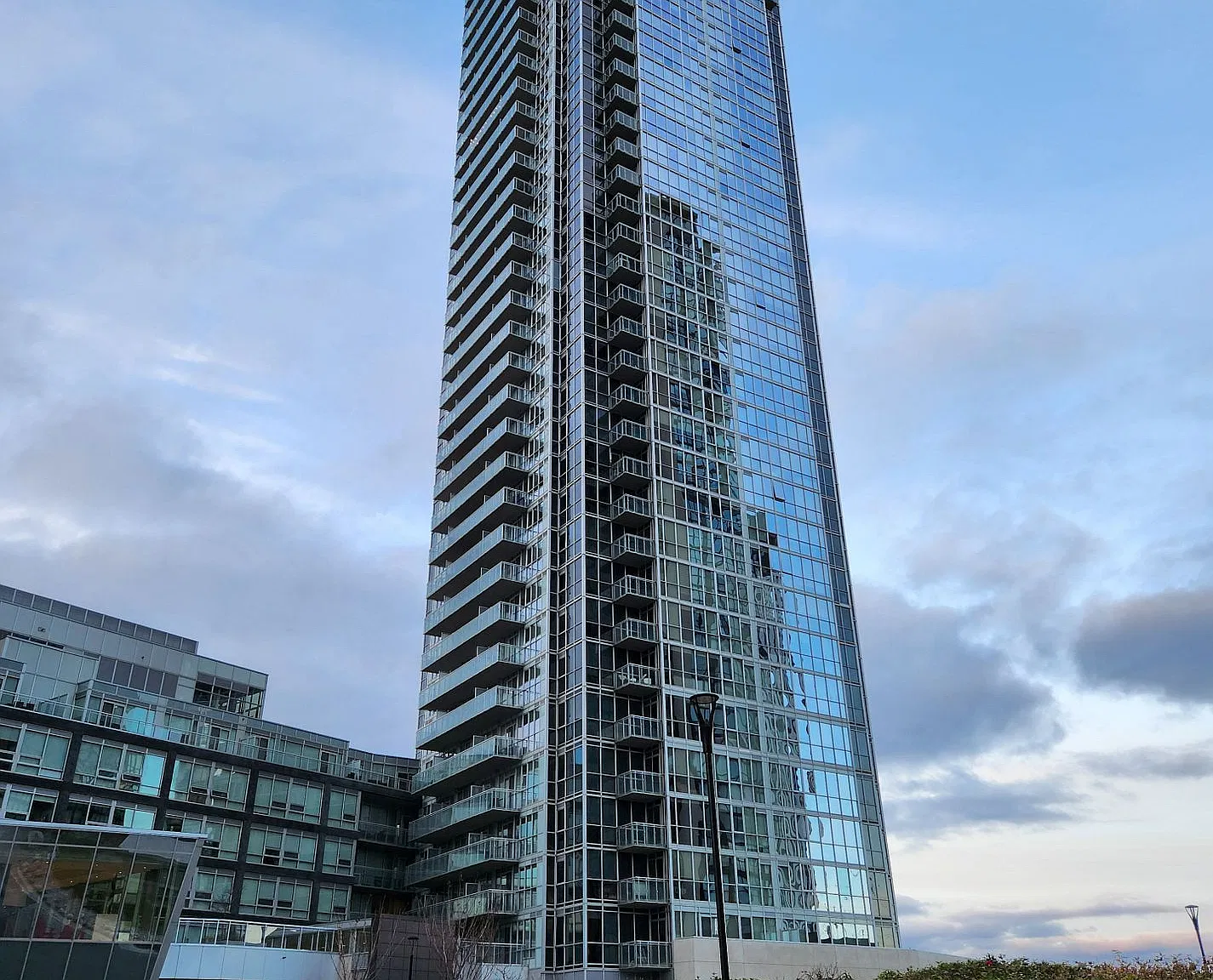 1 bed, $2,250 — Photo 2