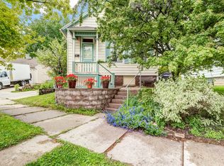 2115 N Bartlett Ave, Milwaukee, WI 53202