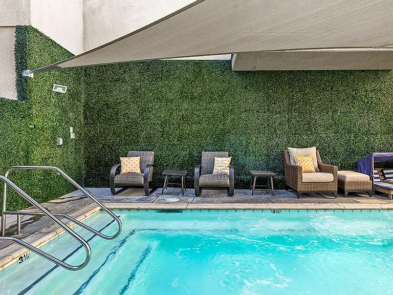 Community jacuzzi with room for up to 15 people.