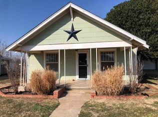 217 N 4th St, Cyril, OK 73029