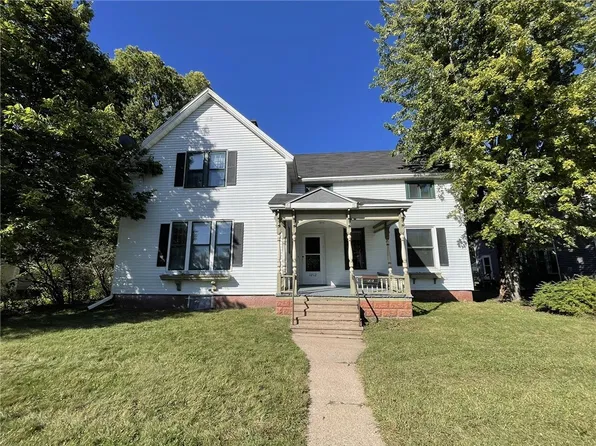 1212 State Street, Eau Claire, WI 54701