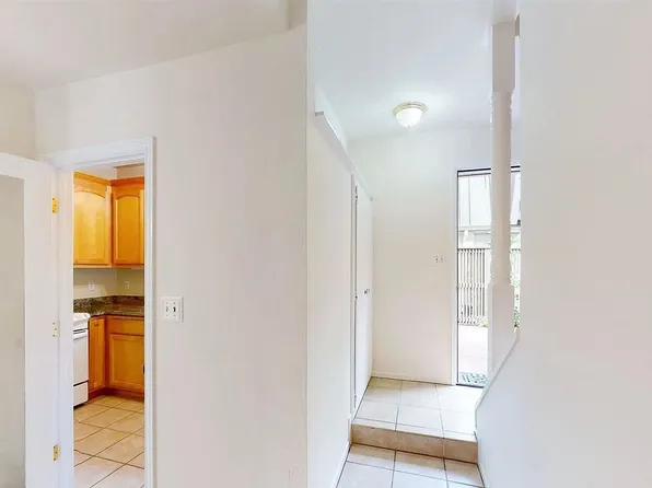 917 Hough Ave, Lafayette, CA
