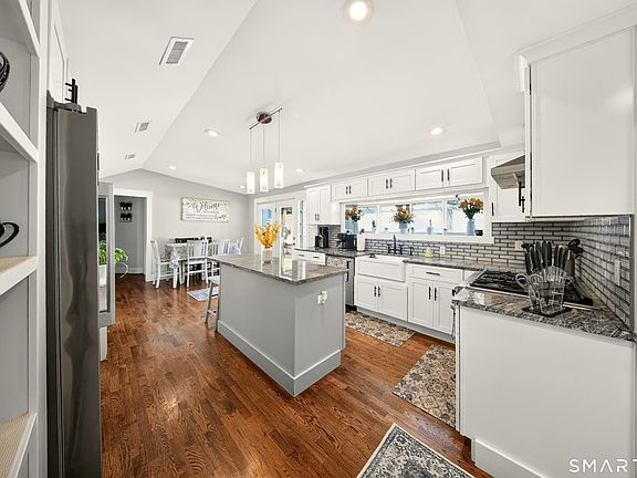2nd image of 3 Marshall Lane