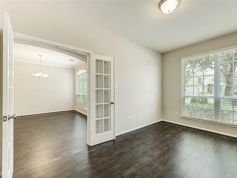43 Amaifi Dr — Photo 8