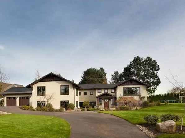 17900 S Crestline Dr, Lake Oswego, OR 97034