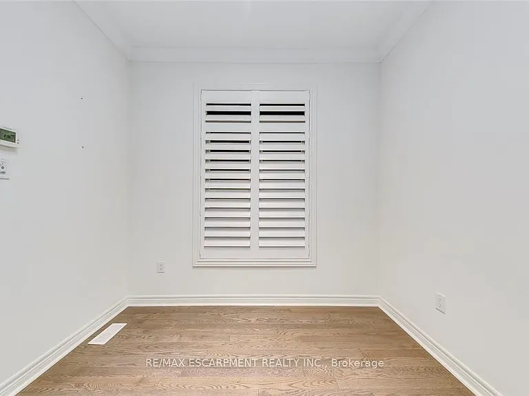 3087 Eberly Woods Dr — Photo 14