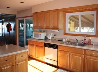 55 Cora Ave, Fox Lake, IL 60020