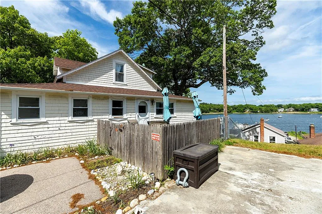 3 bed, 2000 sqft, $2,800 — Photo 2