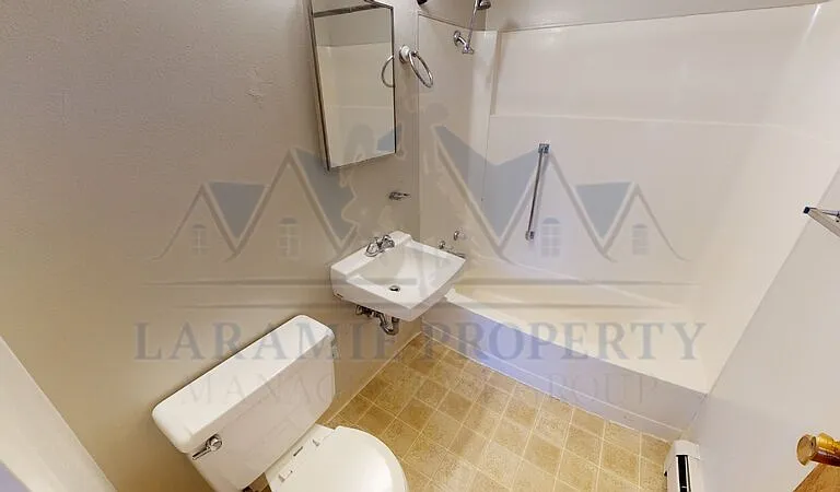 405 S 26th St #8 — Photo 7