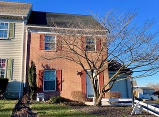 2040 Aspen Ln, Columbia, PA 17512