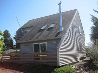 4305 Portland Ave W, Tillamook, OR 97141