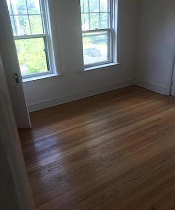5th image of 2537 N Farwell Ave APT C