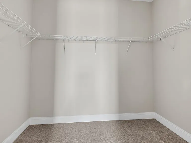 527 Marquesa Cir — Photo 24