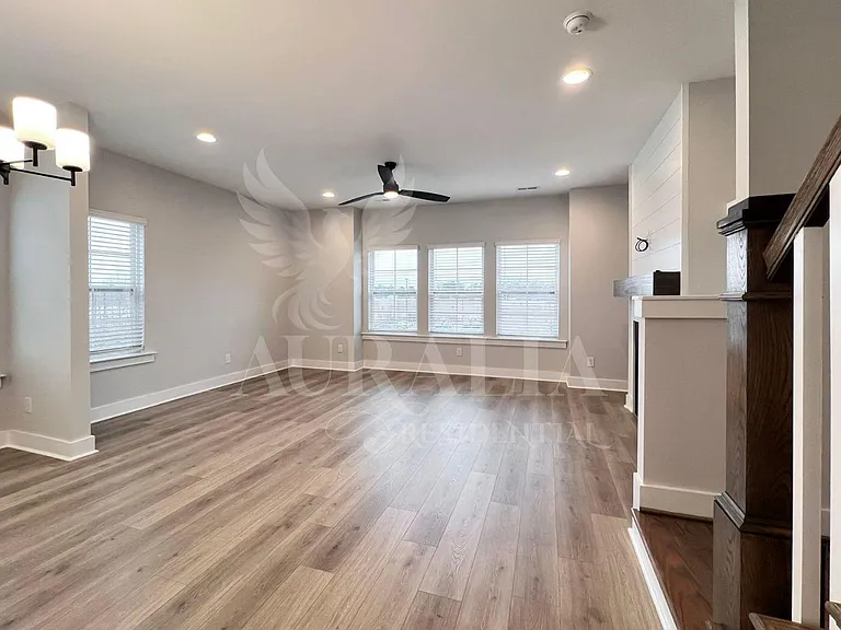8520 Silsbee Dr — Photo 11