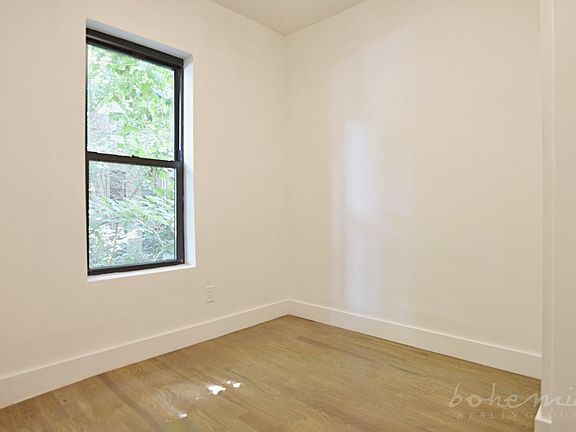 5th image of 504 W 159th St #C2