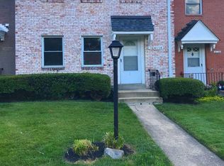 4118 Sideburn Rd, Fairfax, VA 22030