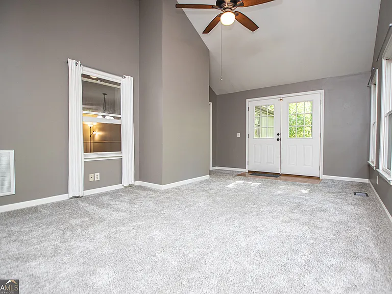 1499 Stonington Ct — Photo 19