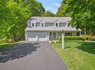 32 Slack Brook Rd, Leominster, MA 01453