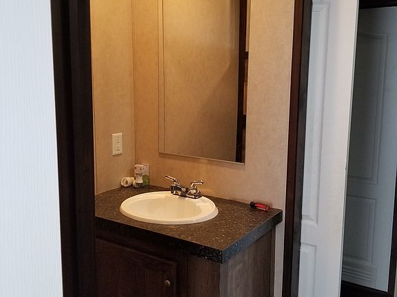 5th image of 8903 C E King Pkwy Trailer 201