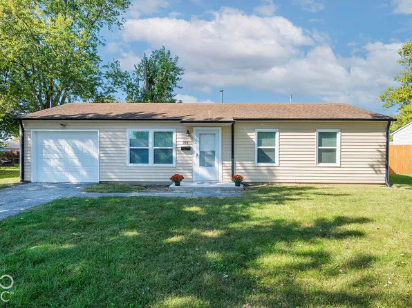916 School St, Greenfield, IN 46140