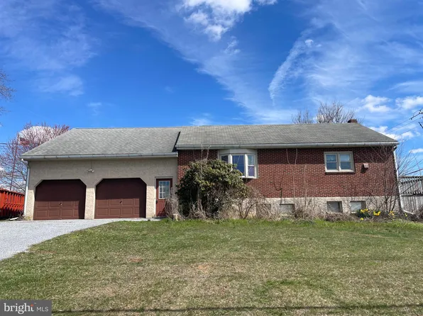 319 Hopkins Mill Rd, New Providence, PA 17560
