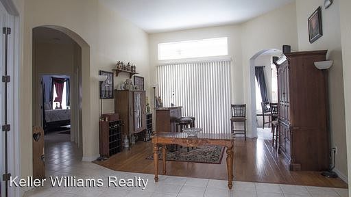 2nd image of 1022 Emerald Hill Way