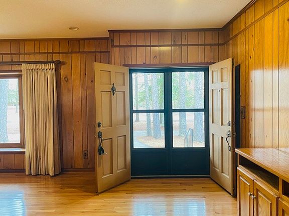 2nd image of 156 Fair Oak Dr