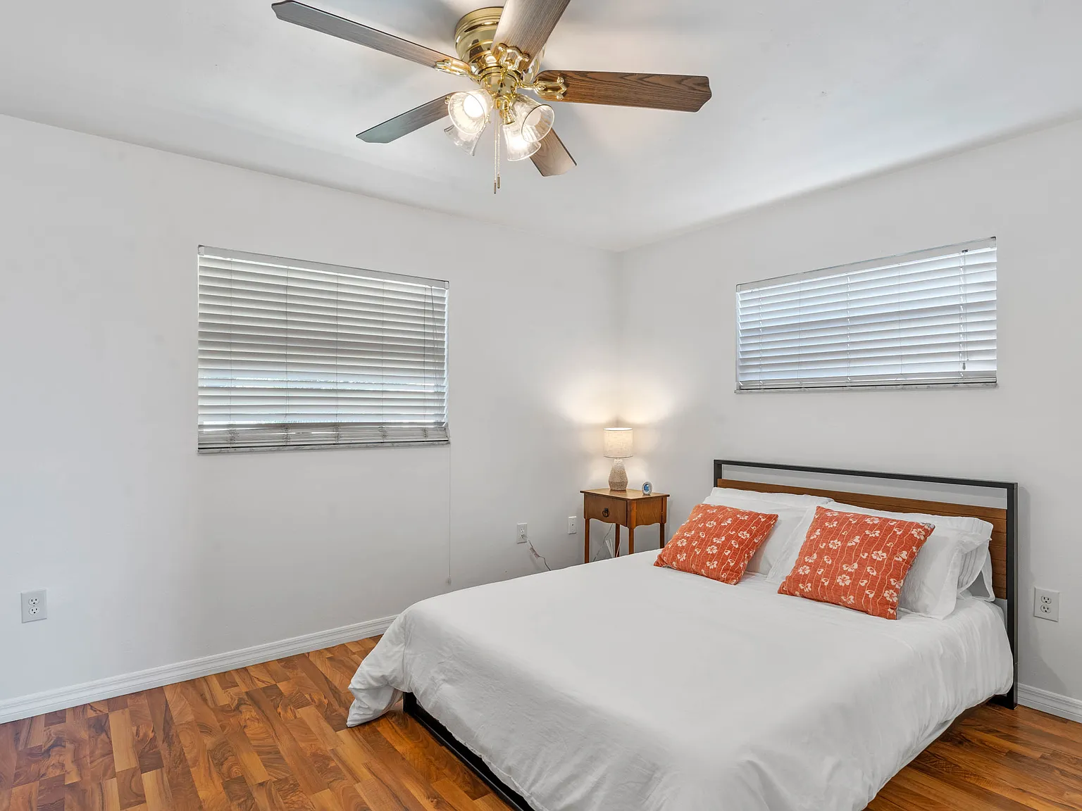 4 bed, 1392 sqft, $2,800 — Photo 2