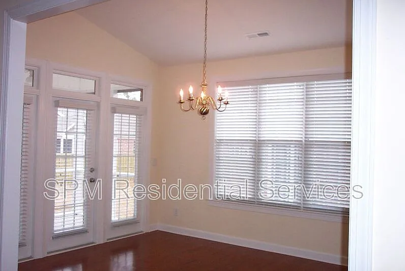 Three Oaks at Magnolia Greens — Photo 2