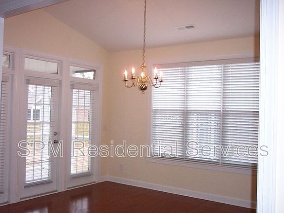 2nd image of 1308 Arbor Ridge Way