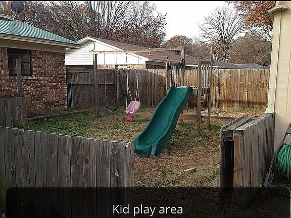 4th image of 106 Jawanda Ln