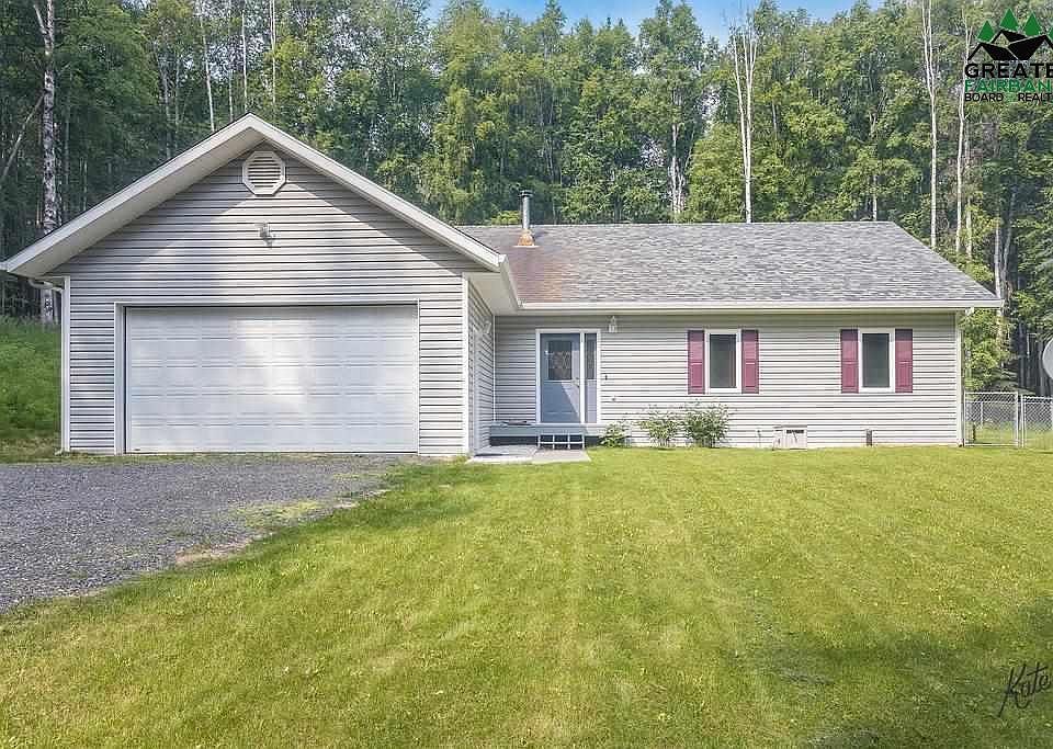 1st image of 685 Hobbit Hill Dr