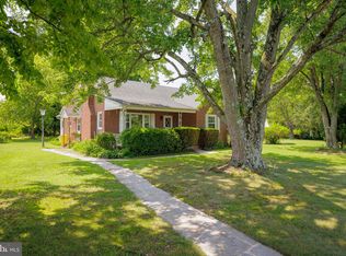 551 Old Oak Rd, Severn, MD 21144