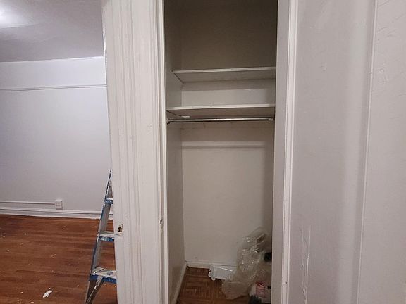 5th image of 1471 Taylor Ave APT 2