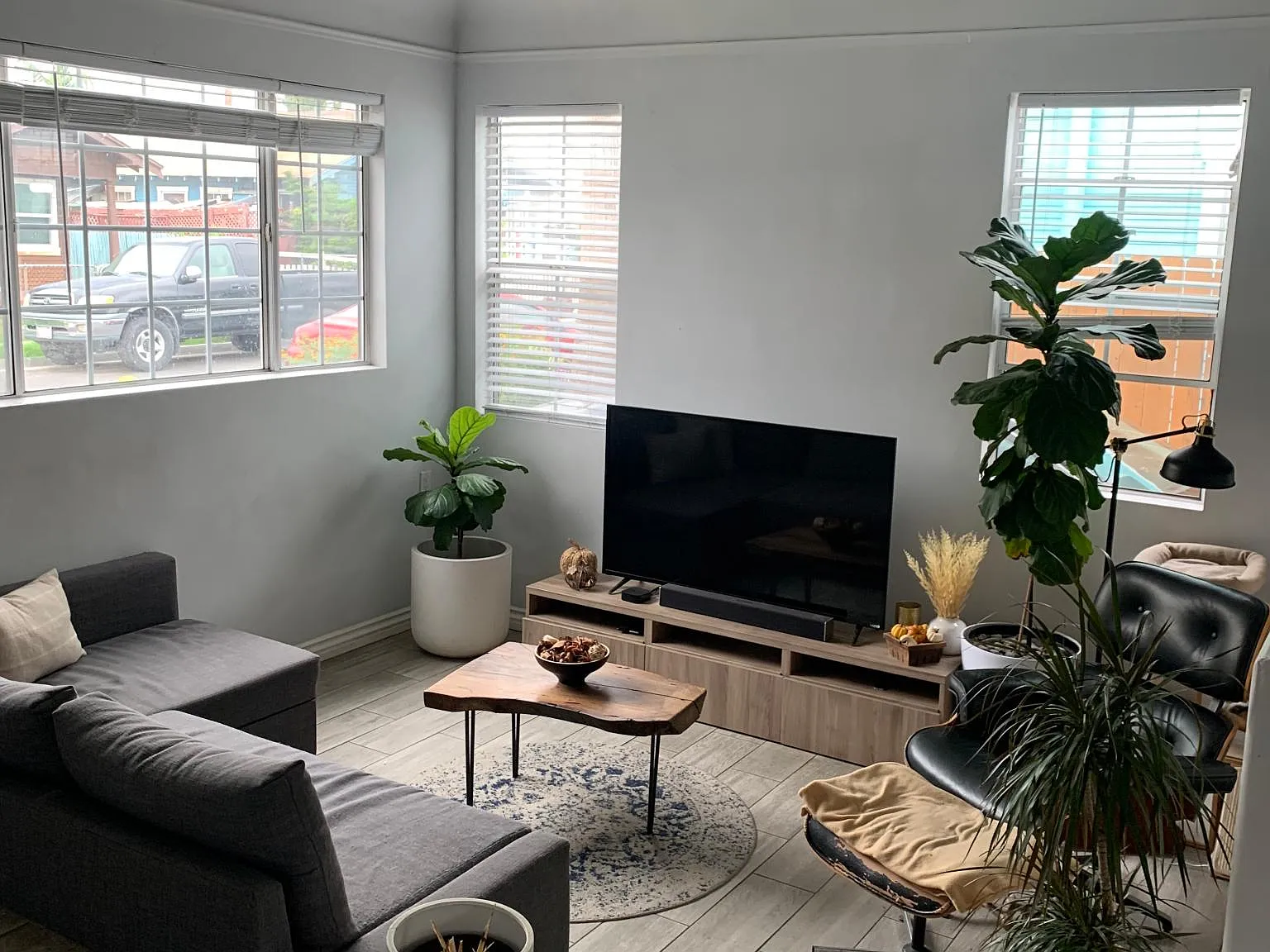 2 bed, 894 sqft, $3,395 — Photo 4