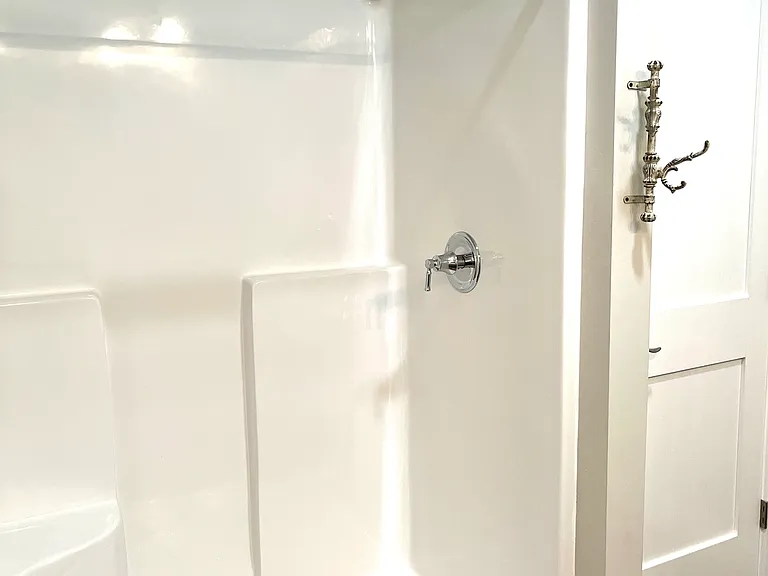 2nd bathroom