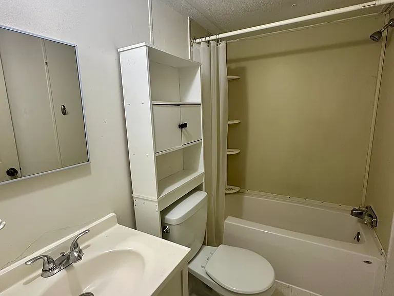 343 Twin County Rd #2 — Photo 8
