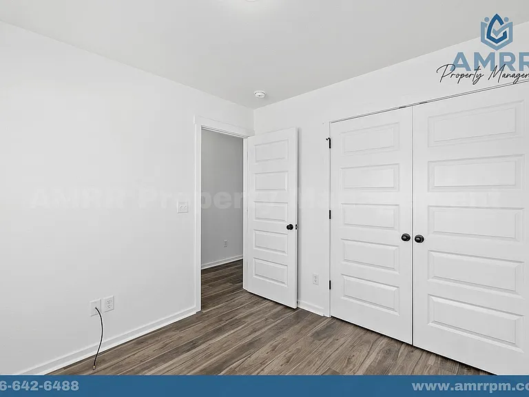 313 Foliage St — Photo 20