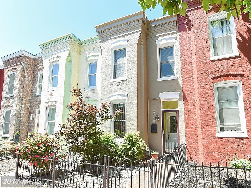Welcome to 2218 12th St. NW
