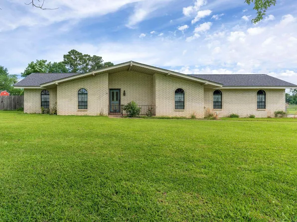 490 Southfield Ln, Marshall, TX 75672