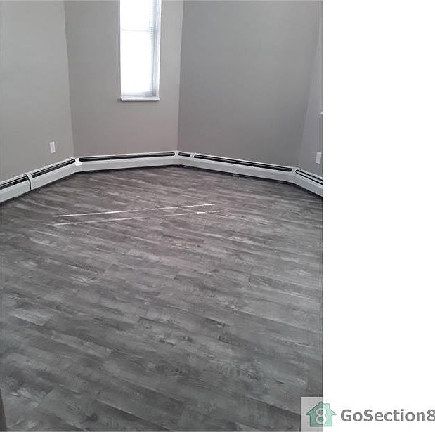1st image of 613 Forest Ave APT 2165
