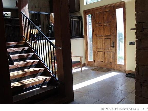 3rd image of 570 Deer Valley Dr #4