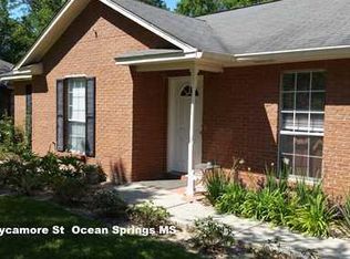 1336 Sycamore St, Ocean Springs, MS 39564