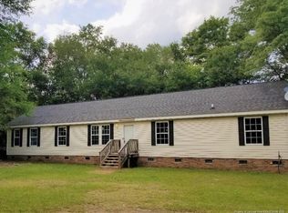 209 Keith Ave, Raeford, NC 28376