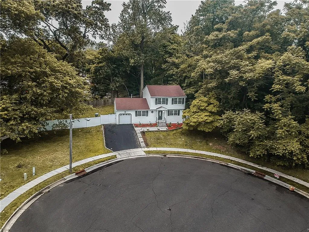 16 Marie Ln photo 1