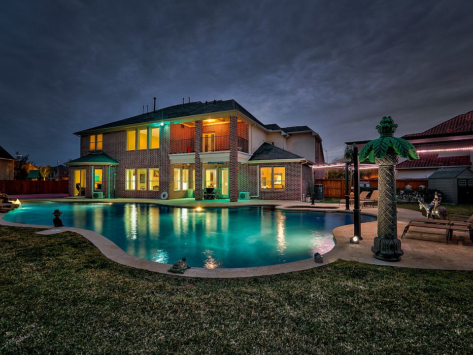 1st image of 12302 Bayfront Ct
