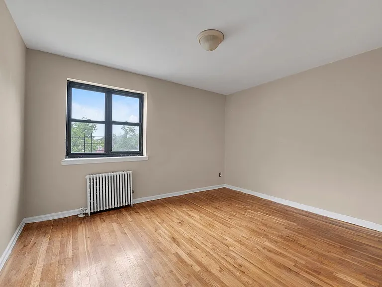 221-56 90th Ave #3 — Photo 4